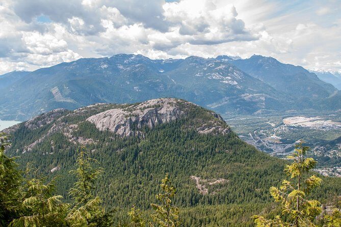 Stawamus Chief Hike & Local Brewery Tasting - Who Will Love This Tour?