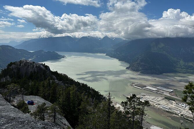 Stawamus Chief Hike - The Perfect Audience for the Stawamus Chief Hike