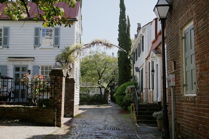 Stroll Historic South of Broad in Charlestons Walled City - Discovering Charleston’s South of Broad: A Walk Through Time