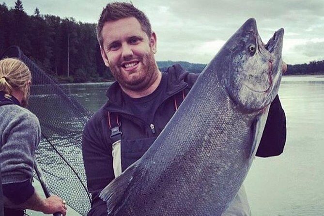 Sturgeon fishing on the Fraser river - What to Expect During the Tour