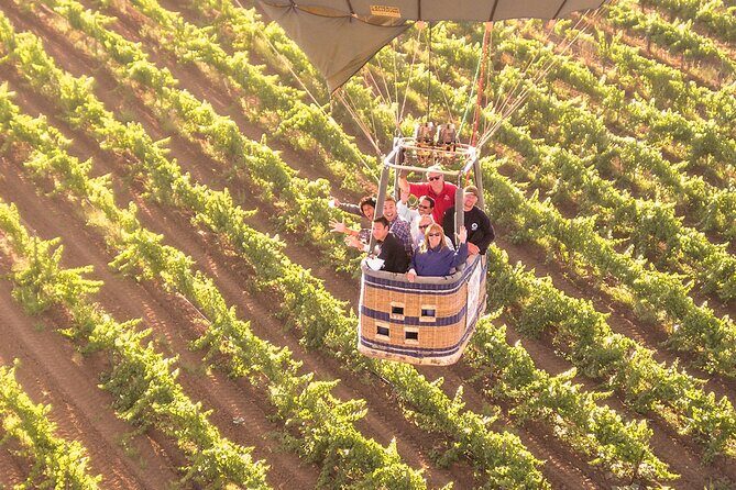 Sunrise Hot Air Balloon Flight over the Temecula Wine Country - Itinerary Breakdown: What to Expect at Each Stop