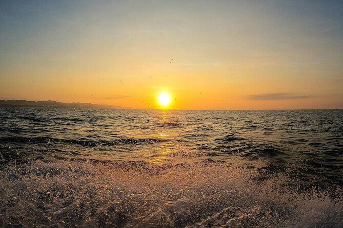Sunrise with stars and Dolphin sighting in Puerto Escondido! - Why This Tour Works Well