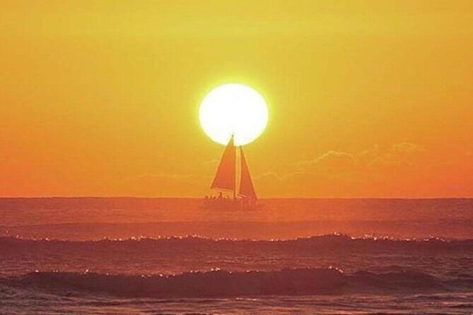 Sunset sail Aboard Manakai Catamaran - The Itinerary and Highlights