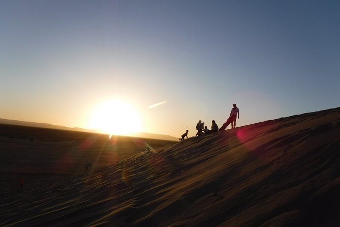 Sunset Sandboarding at La Paz Dunes Tour - The Dunes and the Activity