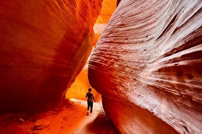 Sunset Sandboarding Peekaboo Slot Canyon UTV Adventure (Private) - Review Snippets & Highlights