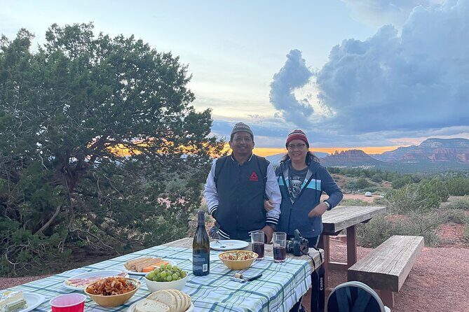 Sunset Sedona Sacred Places -gourmet picnic dinner and stargazing - Who Will Love This Tour?