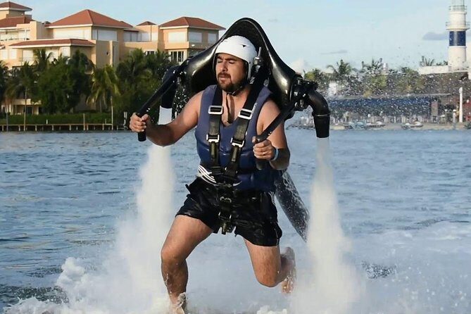 Super adrenaline Jetpack water activity in Cancun! - The Sum Up