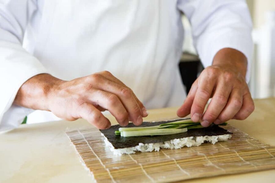 Tampa: Sushi Making Class With Local Chef