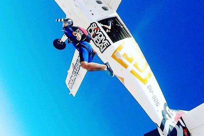 Tandem Skydive experience in Dubai - The Experience: Highlights and Practical Details