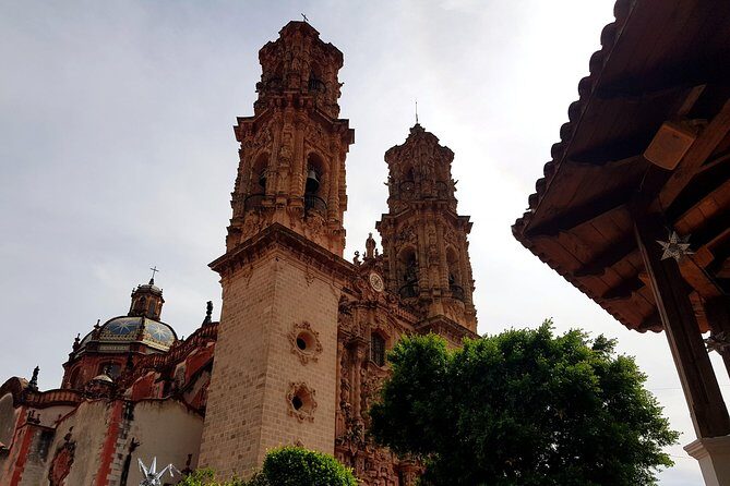 Taxco: Ultimate Full-Day Experience + Breakfast & Lunch Included - Shopping and Authentic Experiences