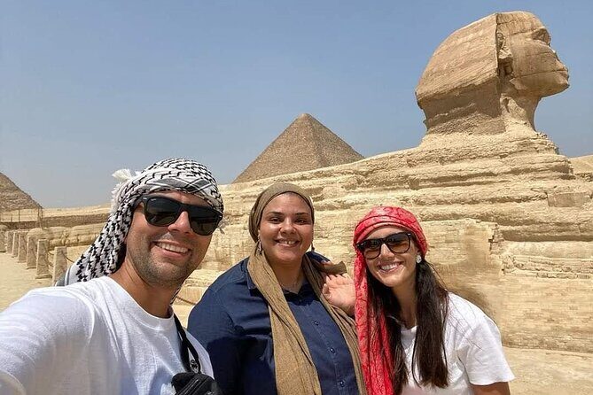 Taxi from the airport to The pyramids of Giza - What the Journey Looks Like