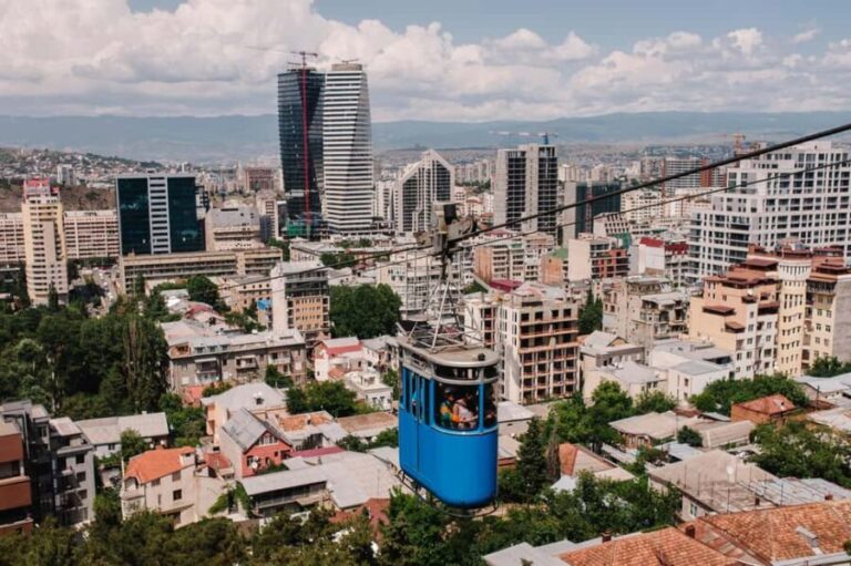 Tbilisi: Old and New City Guided Tour with 2 Cable Car Rides - Who Should Consider This Tour?