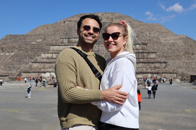 Teotihuacan full day tour, caves, pyramids, transport CDMX - First Stop: Exploring the Ancient Caves of Teotihuacan