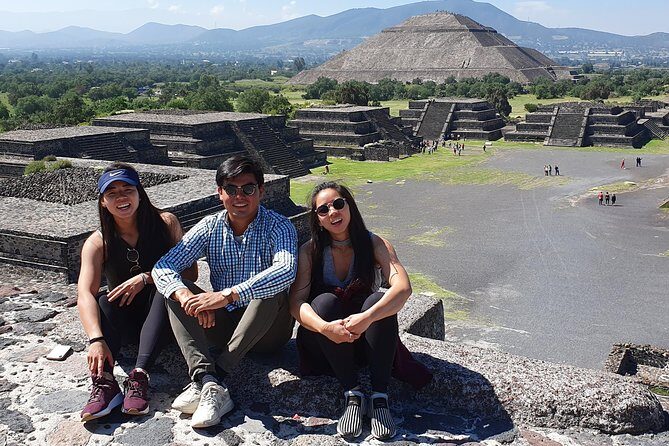 Teotihuacan pyramids morning or afternoon without tourist traps - The Sum Up