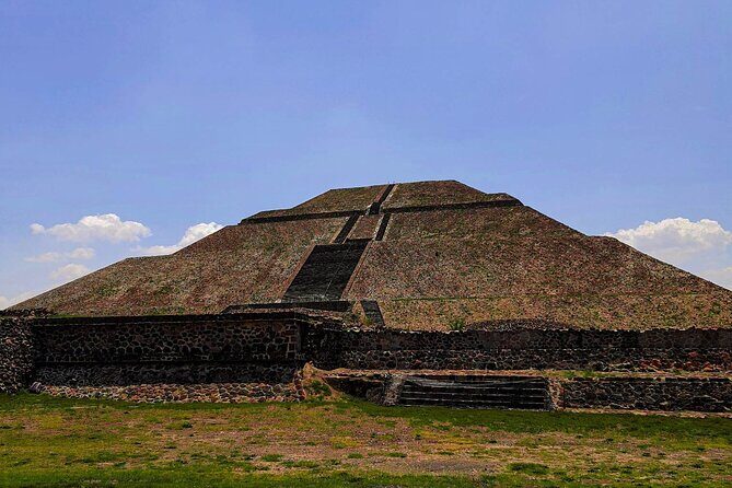 Teotihuacán Pyramids Tour, Guadalupe Sanctuary and 3 cultures - Authenticity and Comfort: What Travelers Say