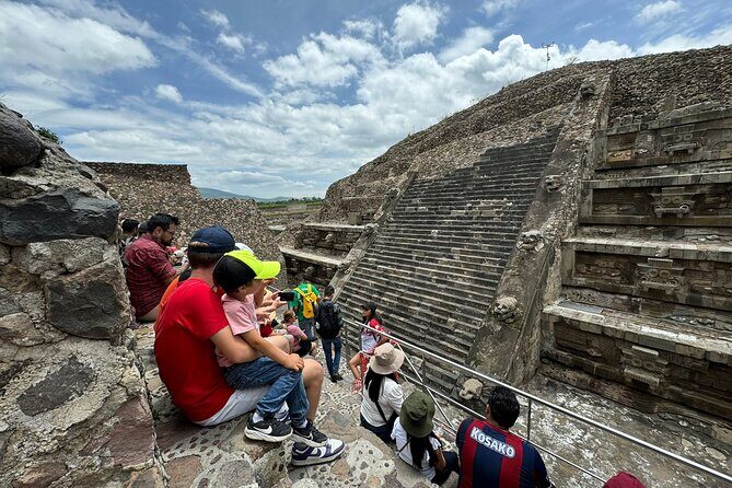 Teotihuacán Tour La gruta and Pottery Crafting Experience - The Sum Up