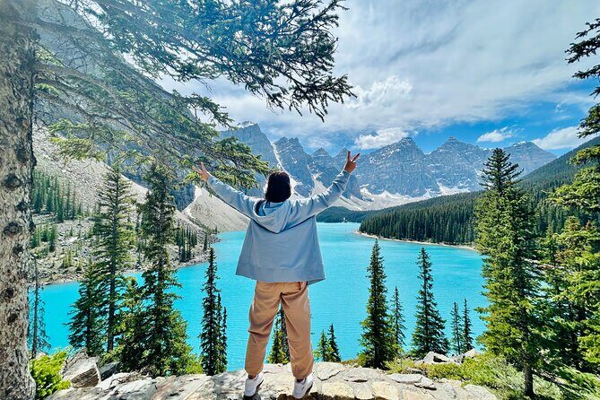 The Best of Yoho With Moraine Lake and Lake Louise Private Tour - Price and Value