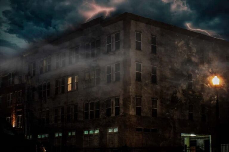 The Grimoire Ghouls and Graves: Galveston Ghost Tour - Who Will Love This Tour?