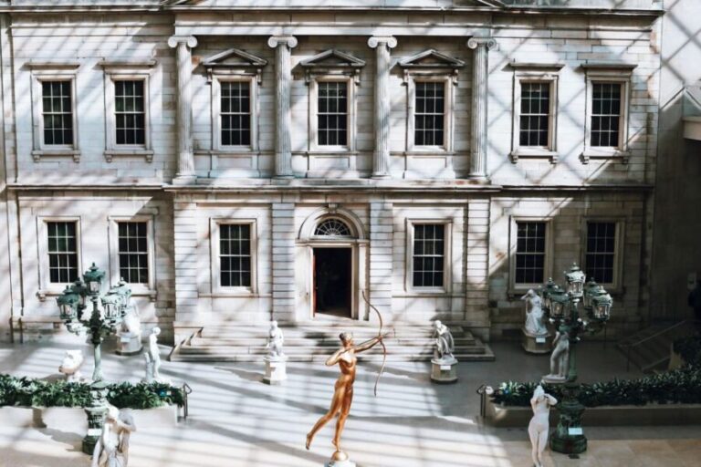 "The Met" Metropolitan Museum of Art Exclusive Guided Tour - The Guide: Your Personal Art Historian