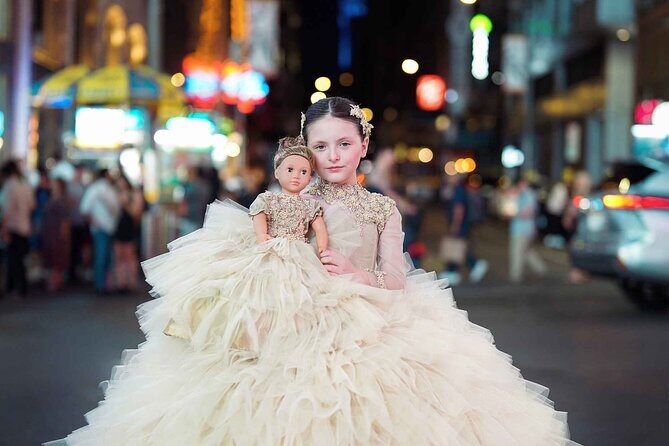 Times Square VIP Photoshoot on the Iconic Red Stairs - Who Will Love This Experience?