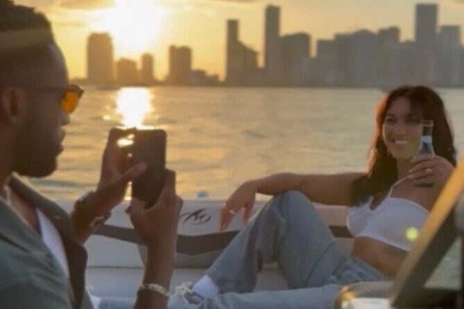 Top Rated: Best Private Boat Charter in Miami with guided captain - What Makes This Tour Stand Out?