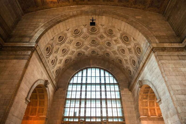 Toronto: 2-Hour Downtown Walking Tour - A Detailed Look at the Tour Itinerary
