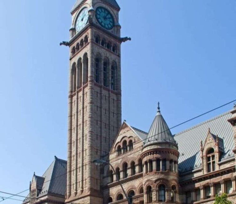 Toronto: Distillery & Old Town Private Walking Tour - Authentic Experiences and Honest Feedback