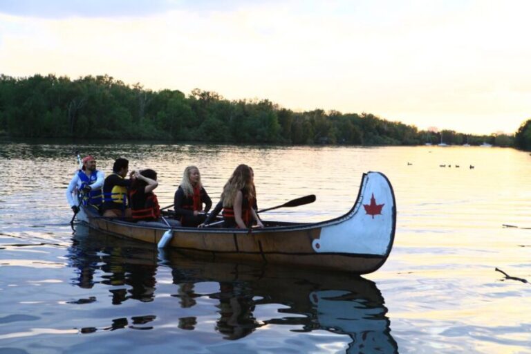 Toronto: Fall Colours Canoe Tour of the Toronto Islands - Who Will Love This Tour?