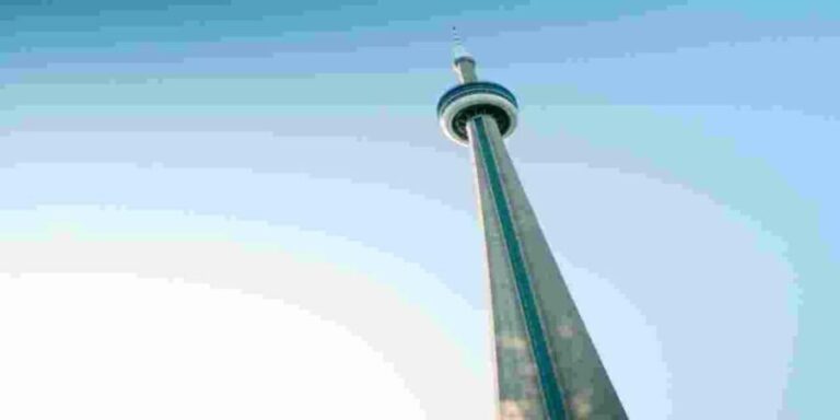 Toronto Highlights Walking Tour with Tower Entry - What Makes It Special?
