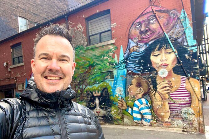 Toronto Landmarks - What to Expect and What’s Not Included