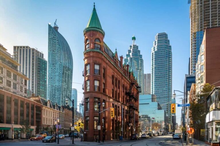 Toronto: Old Town Highlights Private Walking Tour - The Itinerary in Detail