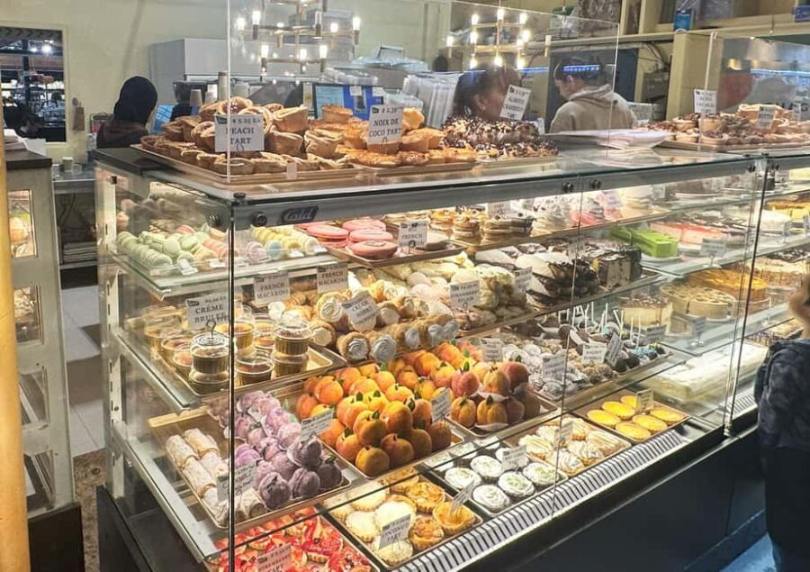 Toronto: St Lawrence Market Food Tour with 6 Tastings - How the Tour Is Structured