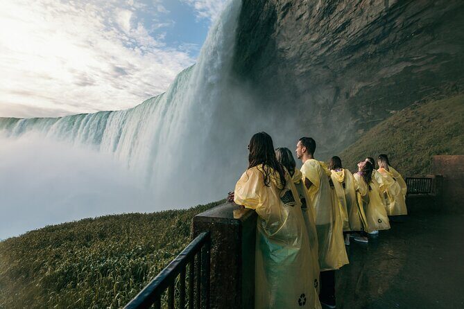 Toronto to Niagara Falls VIP Maple and Wine Tastings - Who Should Consider This Tour?
