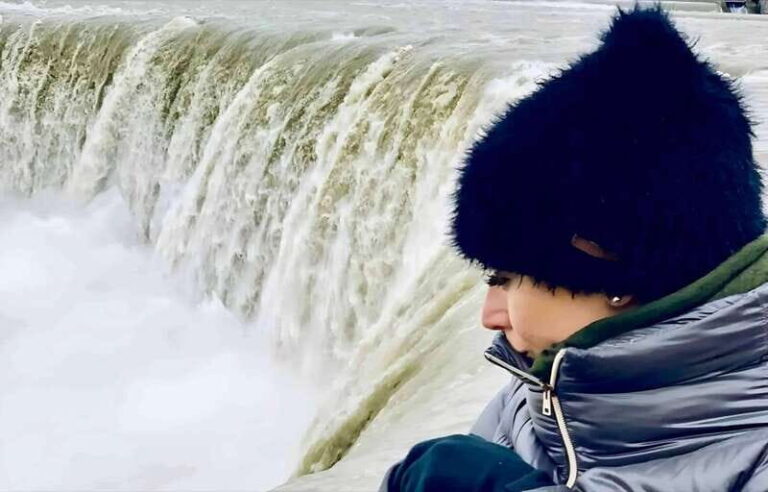 Toronto: Winter Niagara Falls Tour with Attractions Package - Analyzing the Value