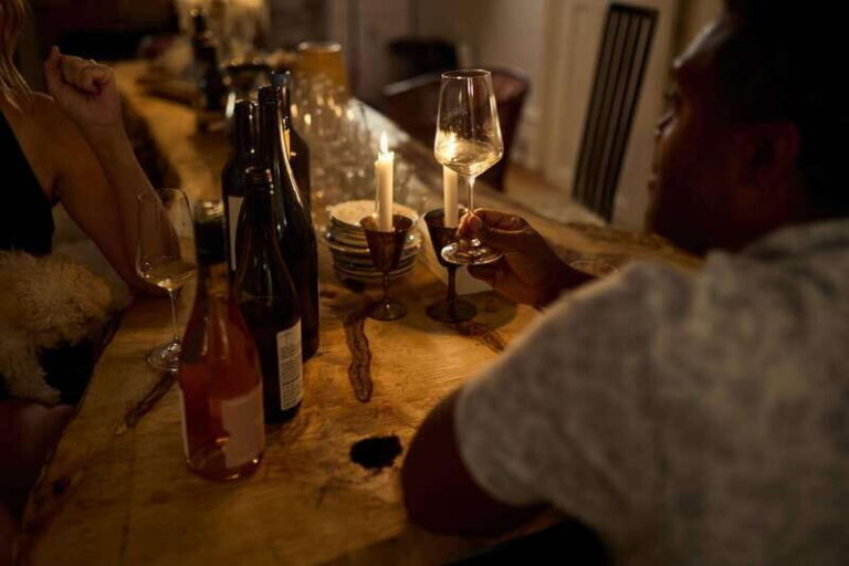 Toronto's Most Unpretentious Wine Tasting - The Vibe and Group Dynamics