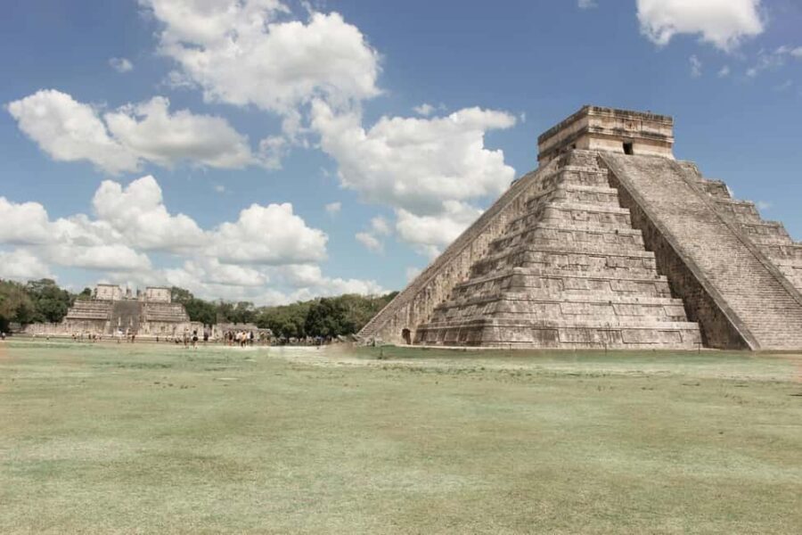 Tour to Chichén Itzá with Lunch and Transportation from Playa, Tulum, and Cancún - Chichén Itzá: The Heart of the Tour