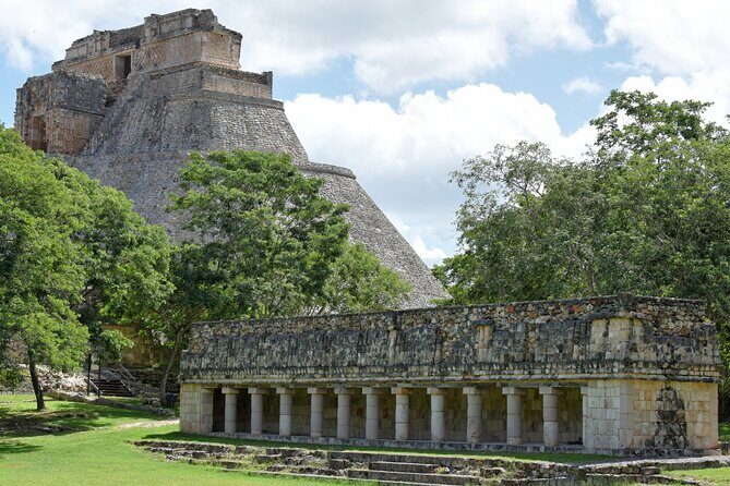 Tour to Uxmal Kabah and Chocolate Museum from Mérida - A Taste of Local Culture: Lunch at Halach Huinic