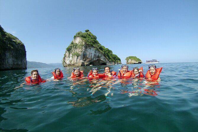Tour Yelapas and Mahahuitas in Catamaran with Lunch and Open Bar! - Real Traveler Feedback and Insights