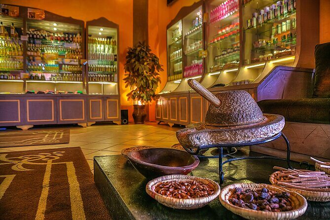 Traditional 1H Hammam with Gomage and 1H Massage with Argan Oil - What to Expect from This Moroccan Spa Experience
