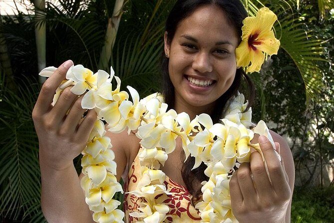 Traditional Airport Lei Greeting on Kahului Maui - The Authenticity and Cultural Value