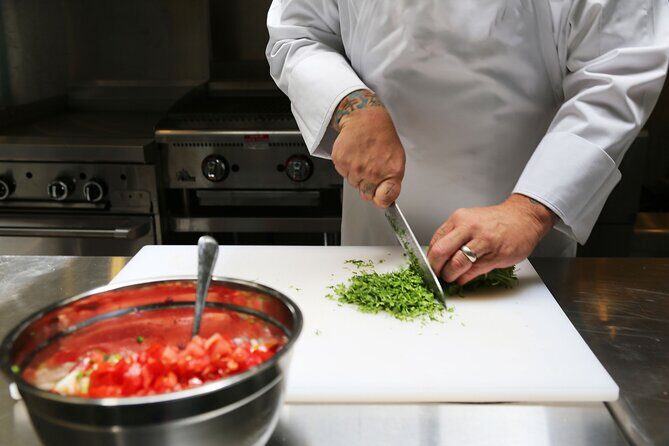 Traditional Mexican Salsa Cooking Class With Local Chef - What to Expect from the Cooking Class