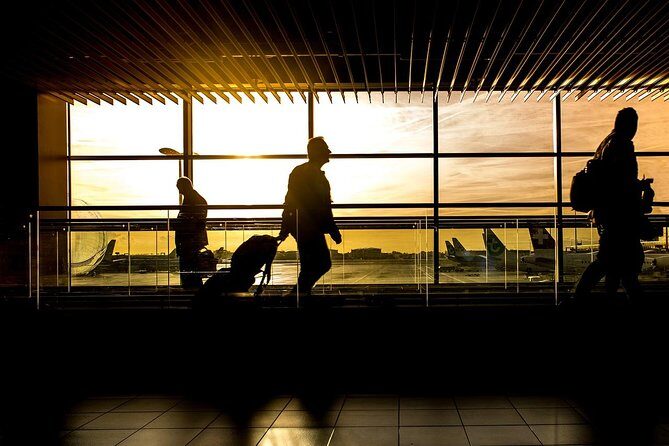 Transfer Niagara-on-the-Lake Canada to Toronto Pearson International Airport YYZ - Who Is This Service Best For?