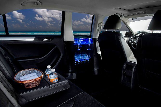 Transfers in Luxury Sedan from Cancun Airport - What to Expect at Pickup