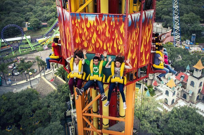 Transportation and access to Six Flags amusement park - Practical details and considerations