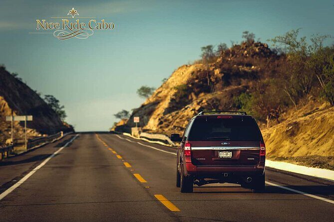 Transportation from Airport to Cabo: Zone 2 - The Vehicle and Group Experience
