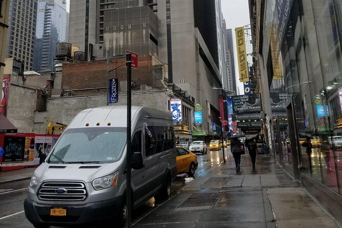 Traslado Privado del Aeropuerto EWR a Hoteles en NYC cada hora - The Practical Side: Why This Transfer Makes Sense