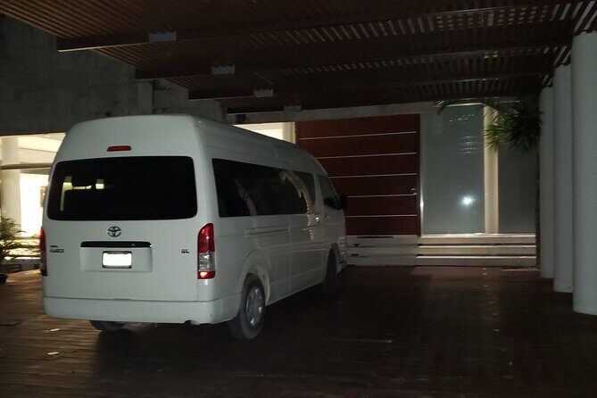 Tulum Airport shuttle service - Real traveler impressions and value analysis