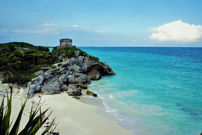 Tulum, Cenote & Playa del Carmen - Visiting Tulum: Mayan Ruins with a View