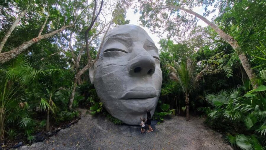 Tulum Instagram: Giant Sculpture, Cenote Atik & City of Arts