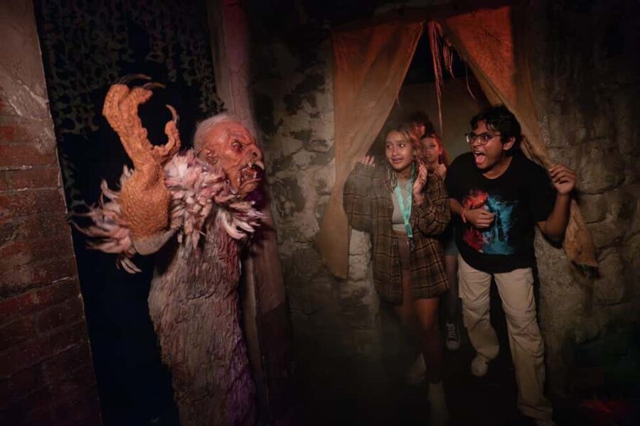 Universal Orlando Resort: Halloween Horror Nights - What Is Halloween Horror Nights at Universal Orlando?